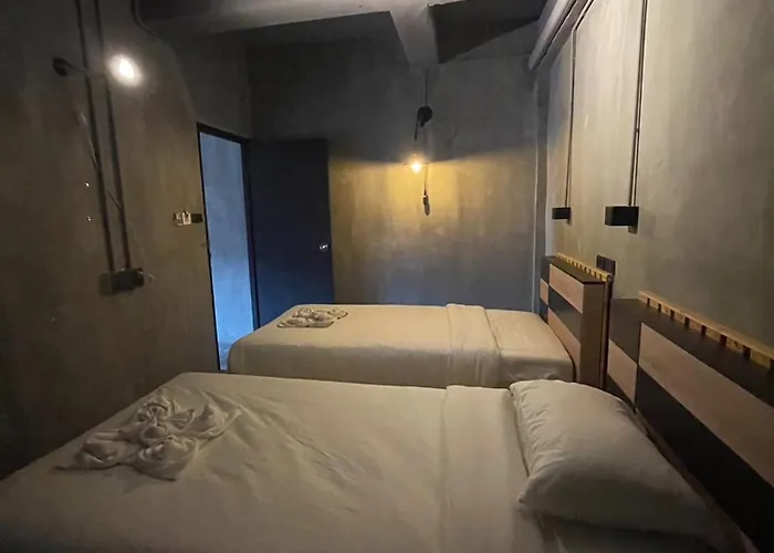 Sukhum Rajamangala-phatthanakan 2* Bangkok