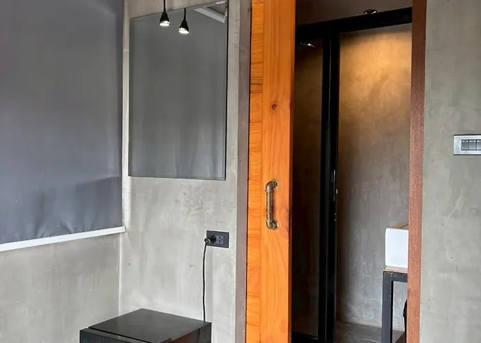 Sukhum Rajamangala-phatthanakan Hotel 2*