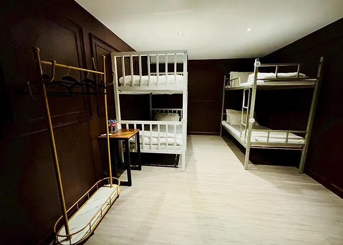 Sukhum Rajamangala-phatthanakan Hotel